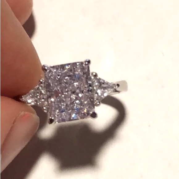 Size 7 Swarovski Radiant Cut Trilogy Ring - Picture 4 of 7